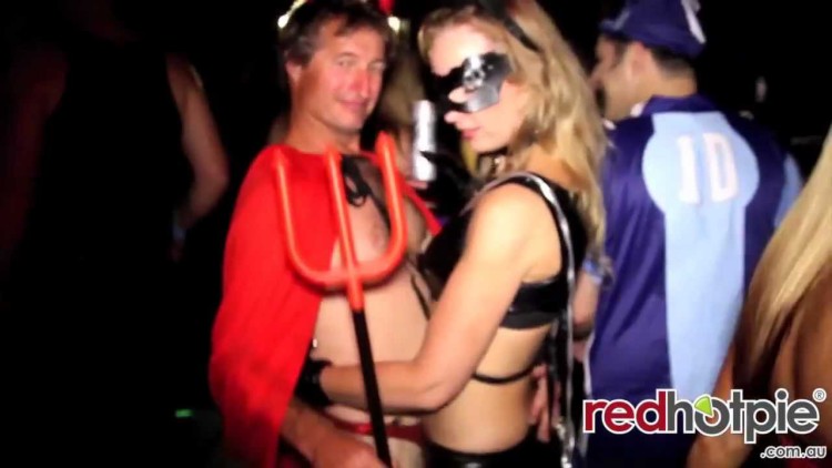 Sexy-Halloween-Party-Sydney-presented-by-Prima-Events-RedHotPie